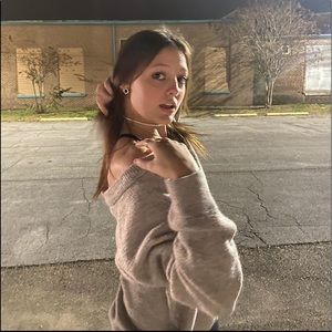 Meet your Posher, Raylee